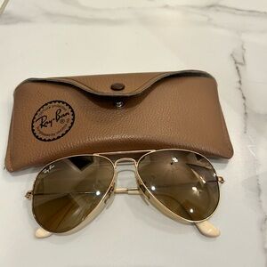 Ray ban sunglasses
$80